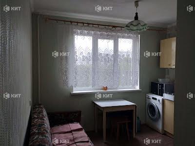 квартира по адресу Гвардейцев-Широнинцев ул., 37-17