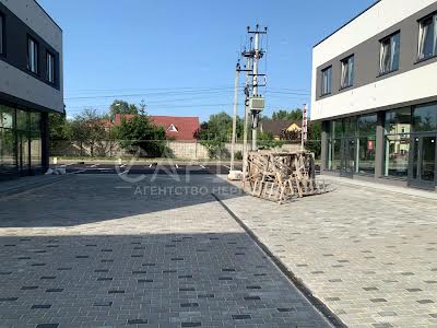 комерційна за адресою Київ, Центральна вул., 100