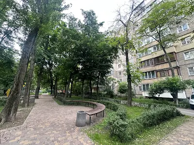 квартира за адресою Романа Ратушного вул. (Волгоградська), 33