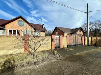 дом по адресу с. Гатное, Виктора Швеца ул. (Шляхова)