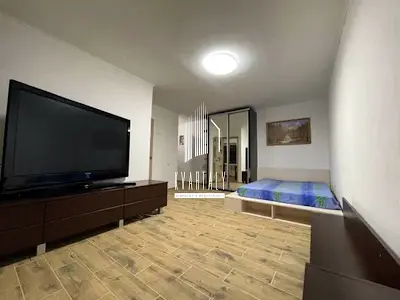 квартира по адресу Авиаконструктора Антонова ул., 4