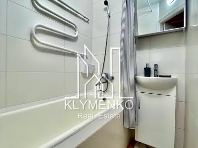 квартира за адресою Ентузіастів вул., 7