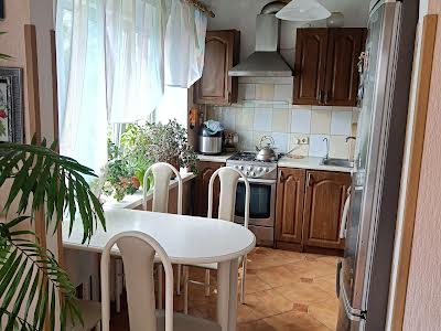 квартира по адресу Стельмаха Михаила ул., 6