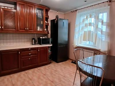 квартира по адресу Анны Ахматовой ул., 43