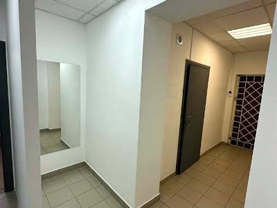 коммерческая по адресу Вишгородська ул., 48