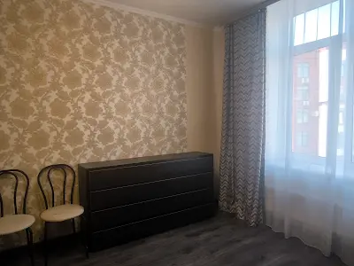 квартира по адресу с. Петропавловская борщаговка, Садовая ул., 51-Б