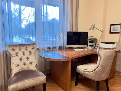 квартира за адресою Старонаводницька вул., 13-А