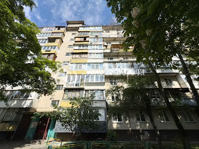 квартира за адресою Автозаводська вул., 25