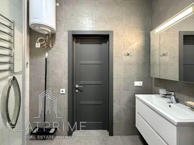 квартира за адресою Дегтярна вул., 20
