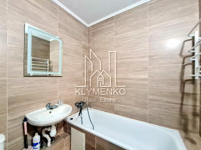 квартира по адресу Софии Русовой ул., 3-В