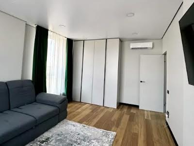 квартира за адресою Науки просп., 58В