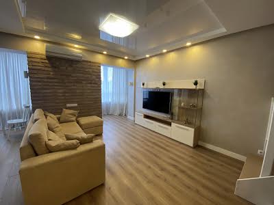 квартира за адресою Жулянська вул., 1г