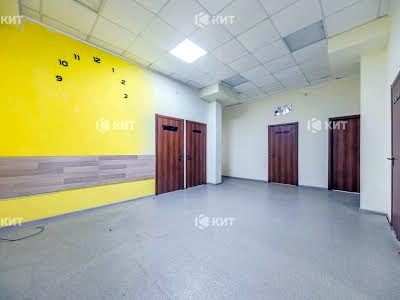 комерційна за адресою Сумська вул., 13