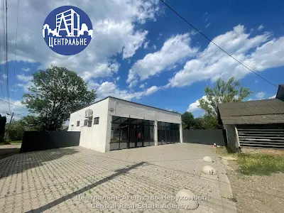 комерційна за адресою Мукачівська вул., 9