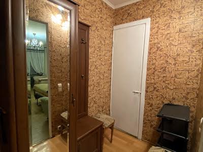 квартира за адресою Братиславська вул., 44 а