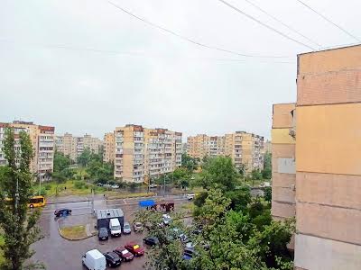 квартира за адресою Володимира Івасюка просп. (Героїв Сталінграду), 61