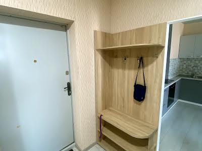 квартира за адресою Ревуцького вул., 40-В