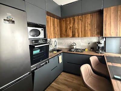 квартира за адресою Гетьманська вул., 57