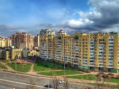 квартира по адресу Владимира Ивасюка просп. (Героїв Сталінграду), 25