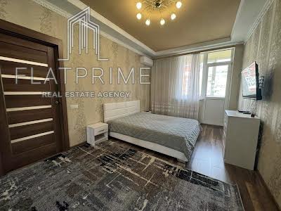 квартира по адресу Юлії Здановької, 50/2
