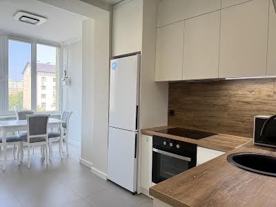квартира за адресою Корольова, 4