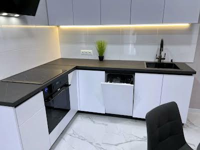 квартира по адресу Краснова ул., 3
