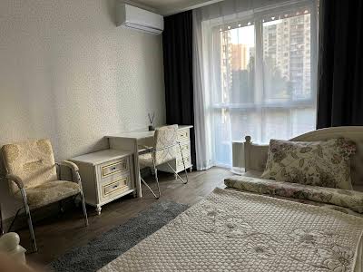 квартира по адресу Митрополита Василия Липковского ул. (Урицкого), 16б