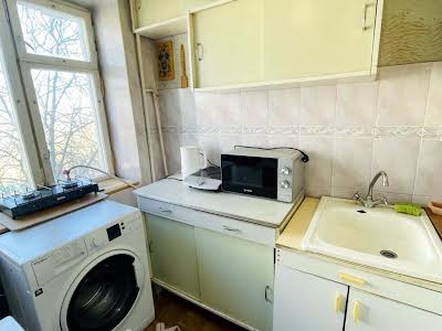 квартира за адресою Нагірна, 12