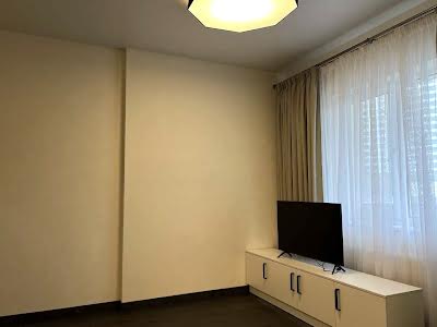 квартира за адресою Ованеса Туманяна вул., 15-А