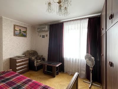 квартира по адресу Бутышев пер. (Андрея Иванова ул.), 12