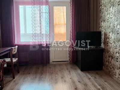 квартира по адресу Червоной Калины просп. (Владимира Маяковского), 93-А