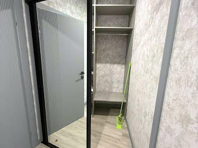 квартира по адресу Олеся Бердника ул., 1-Д