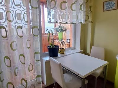 квартира за адресою Мілютенка вул., 17А
