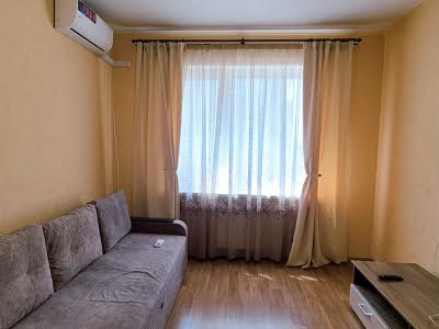 квартира за адресою Бориса Гмирі вул., 12-Б