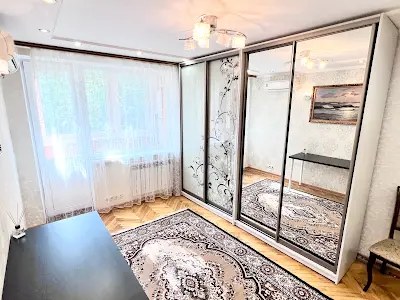 квартира за адресою Верховинна вул., 85