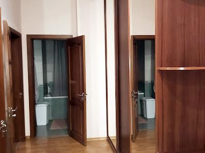 квартира за адресою Дмитрівська вул., 69