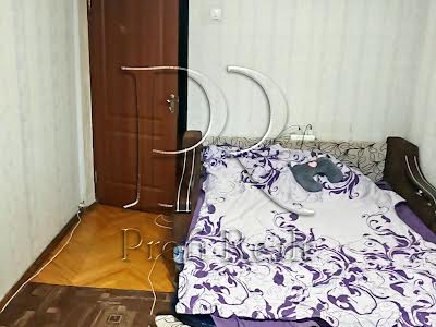 квартира за адресою Симиренка вул., 34
