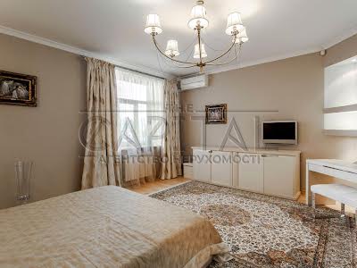 квартира по адресу Кропивницкого ул., 8