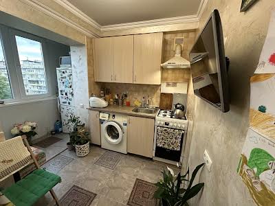 квартира по адресу Чернобыльская ул., 3