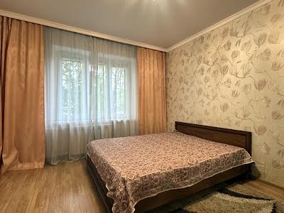 квартира за адресою Оноре де Бальзака вул., 18