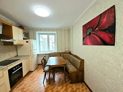 квартира за адресою Андрія Верхогляда вул. (Михайла Драгомирова), 2