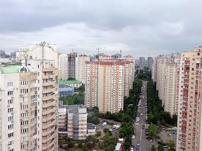 квартира за адресою Анни Ахматової вул., 32/18