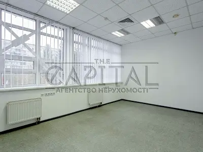 комерційна за адресою Березняківська вул., 29