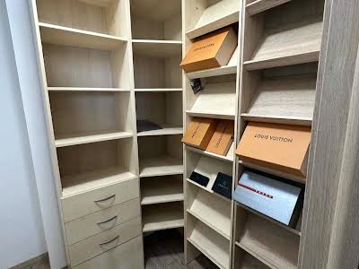квартира за адресою Київ, Казарменна вул. (Григорія Андрющенка), 6-Г
