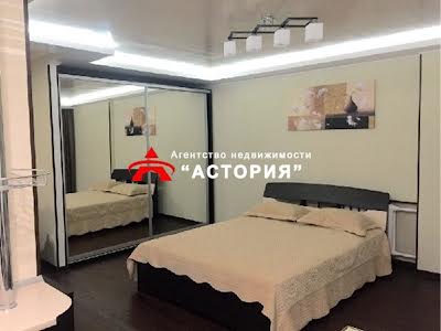 квартира за адресою Профспілок пл., 4