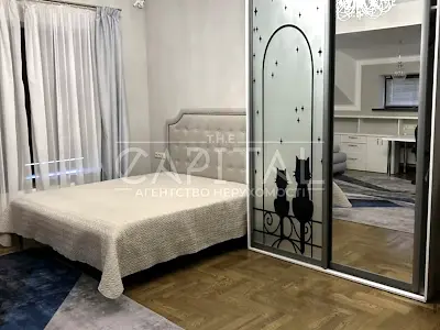 будинок за адресою Стежки вул.