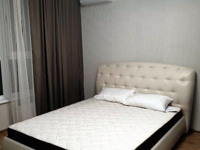 квартира за адресою Петропавлівська вул., 40