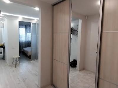 квартира за адресою Соломії Крушельницької вул., 15