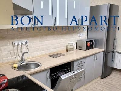 квартира по адресу Николая Гулака ул., 4