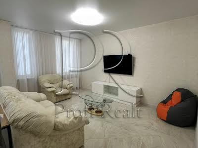 квартира за адресою Регенераторна вул., 4 к9